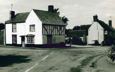 Kings Cottage and pub yard, 1970s